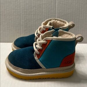 UGG Kids' Teal and Orange Boots Size 9
